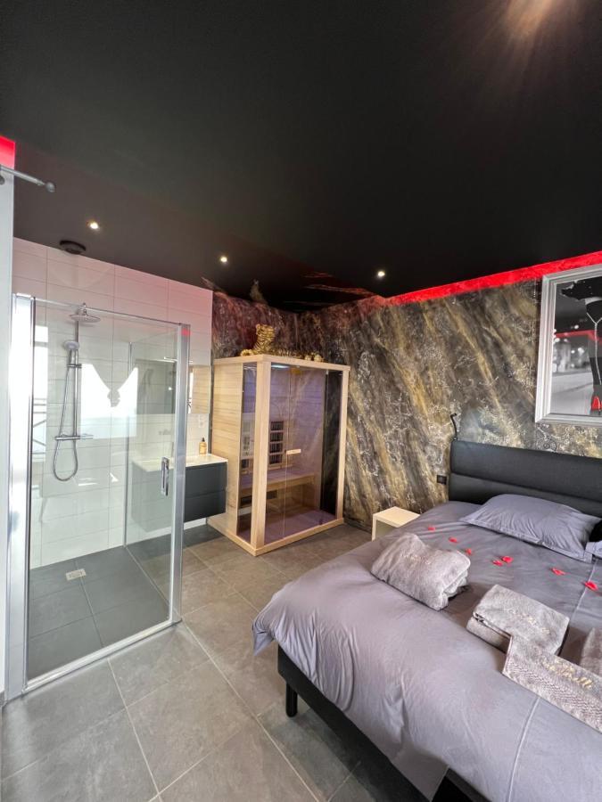 Spa De La Quarterelle Love Room 88 Vosges Remiremont Exterior photo